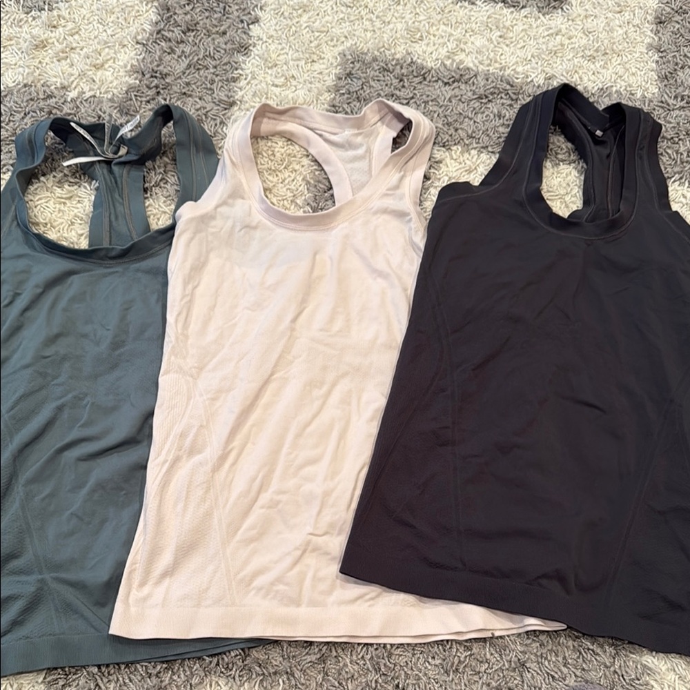 Athleta momentum tank bundle